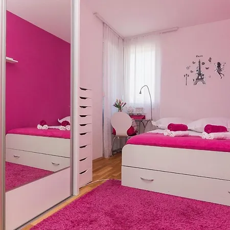 Apartamento With A Parking Space - 13028 *