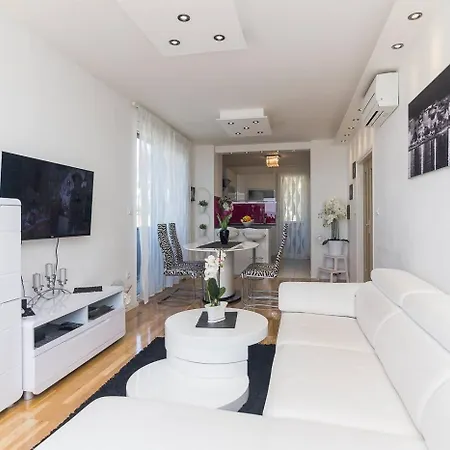 With A Parking Space - 13028 Apartment *